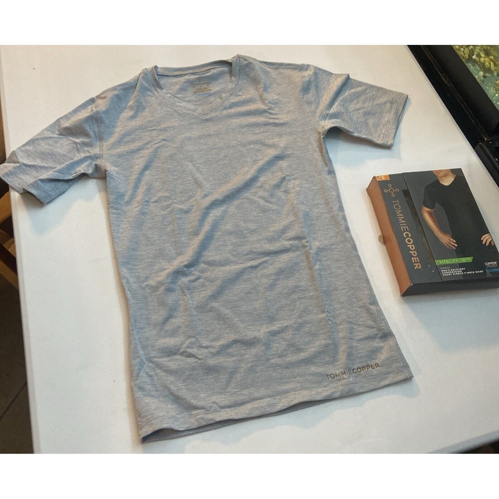 Tommie Copper mens shirt Short Sleeve Small Vneck Silver Vitality